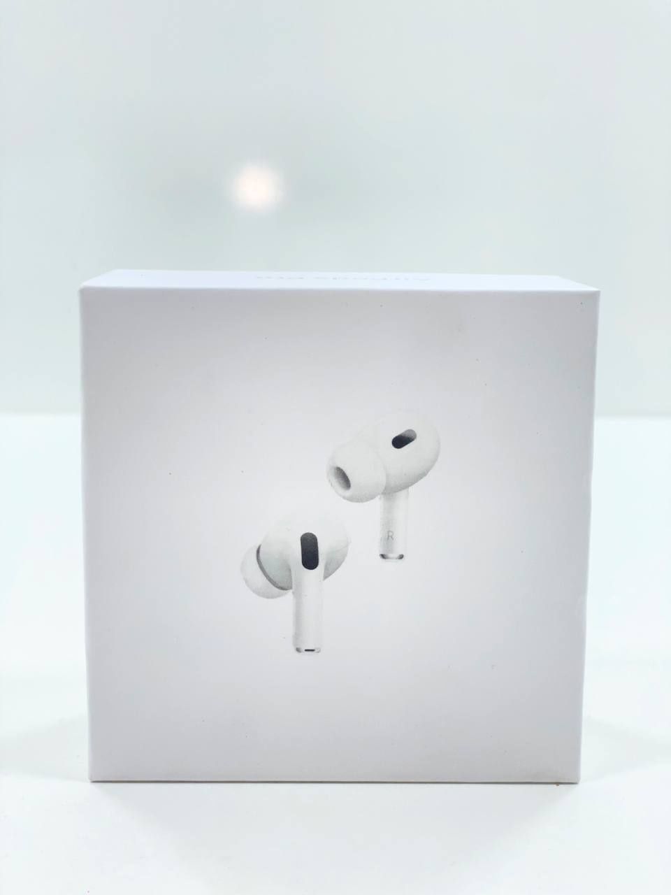Продам наушники Airpods Pro белый