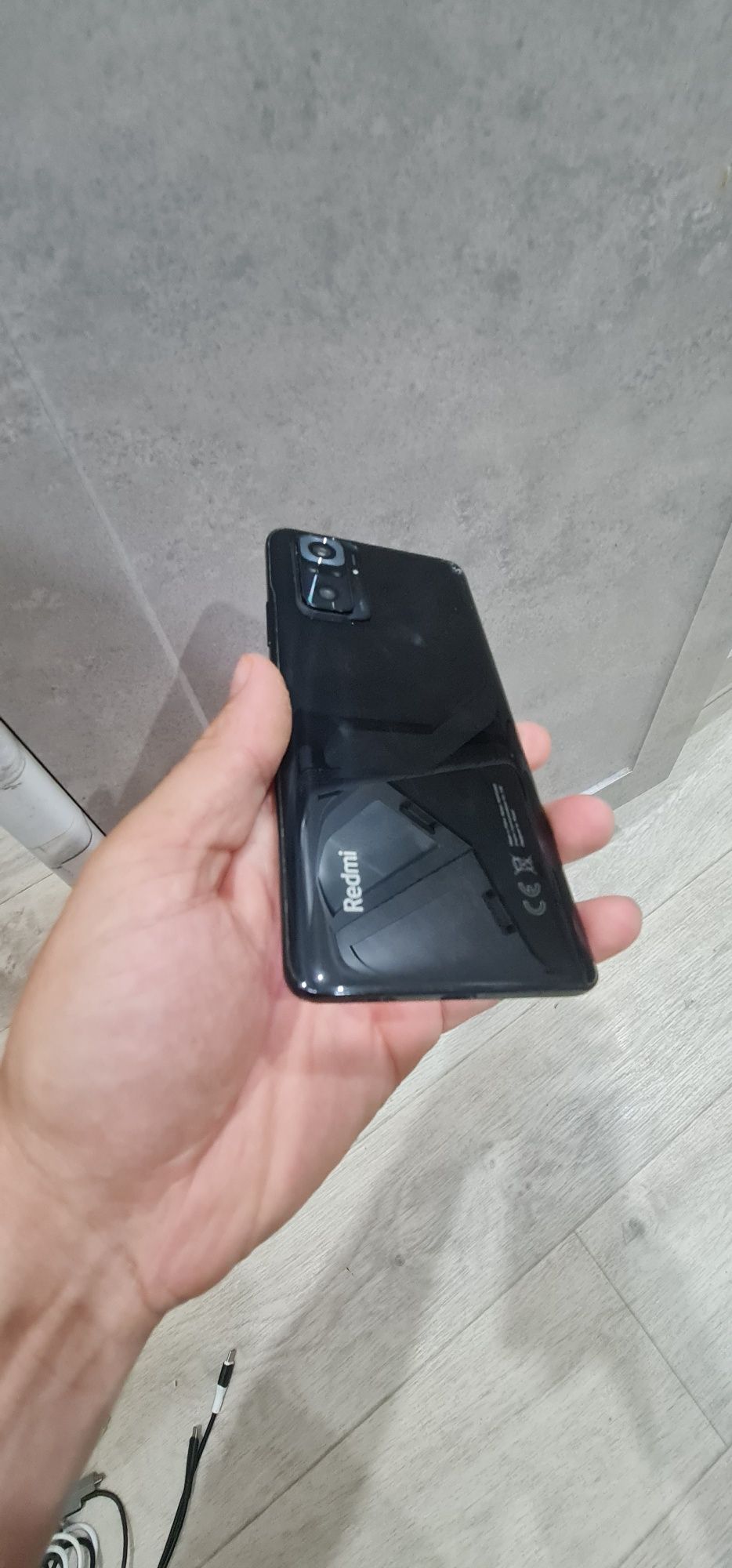Продам смартфон телефон redmi note 10 pro