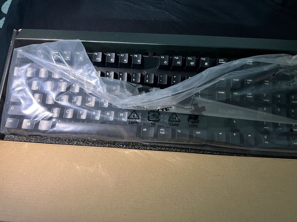 Клавиатура механическая gigabyte k83