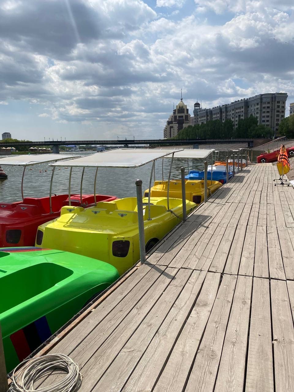 Катамаран стеклопластиковый