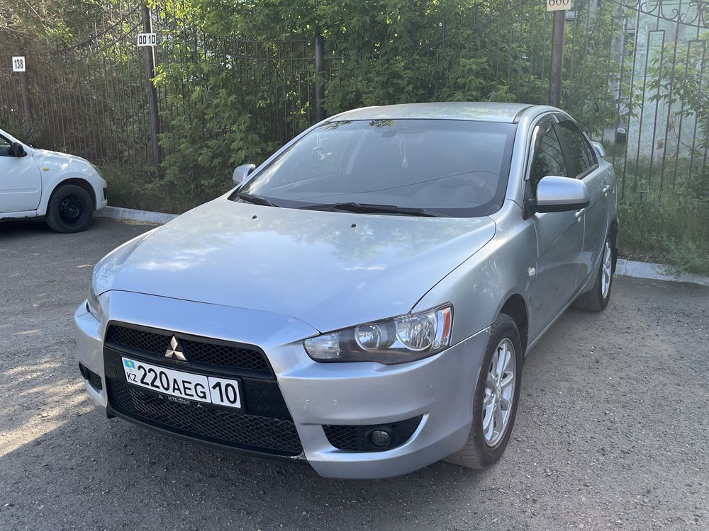 Продам  Mицубиси Лансер Х