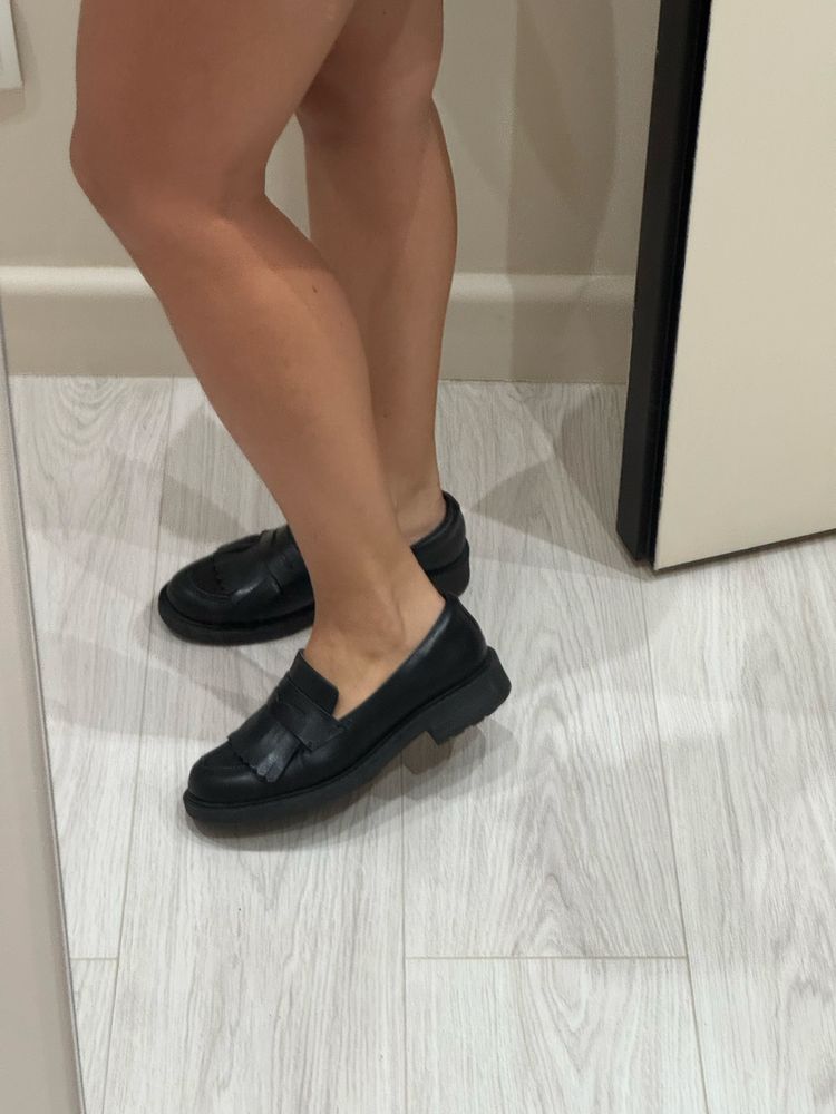 Лоферы Clarks в хорошем состоянии