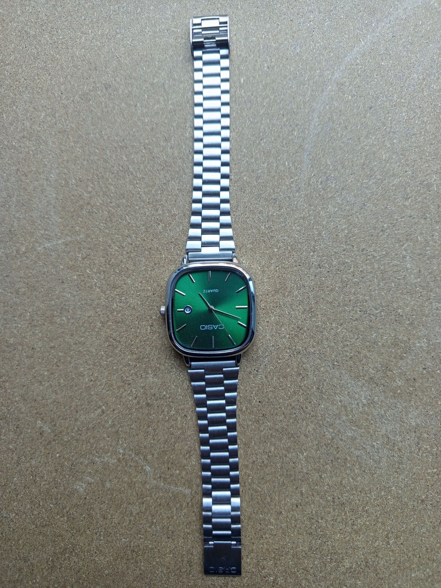 QUARTZ CASIO в хорошем состоянии