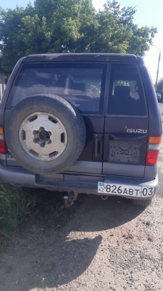Продам Isuzu trooper