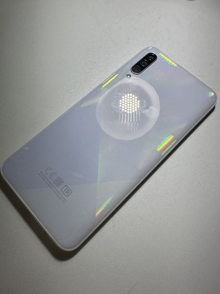 Продаю Samsung a30s