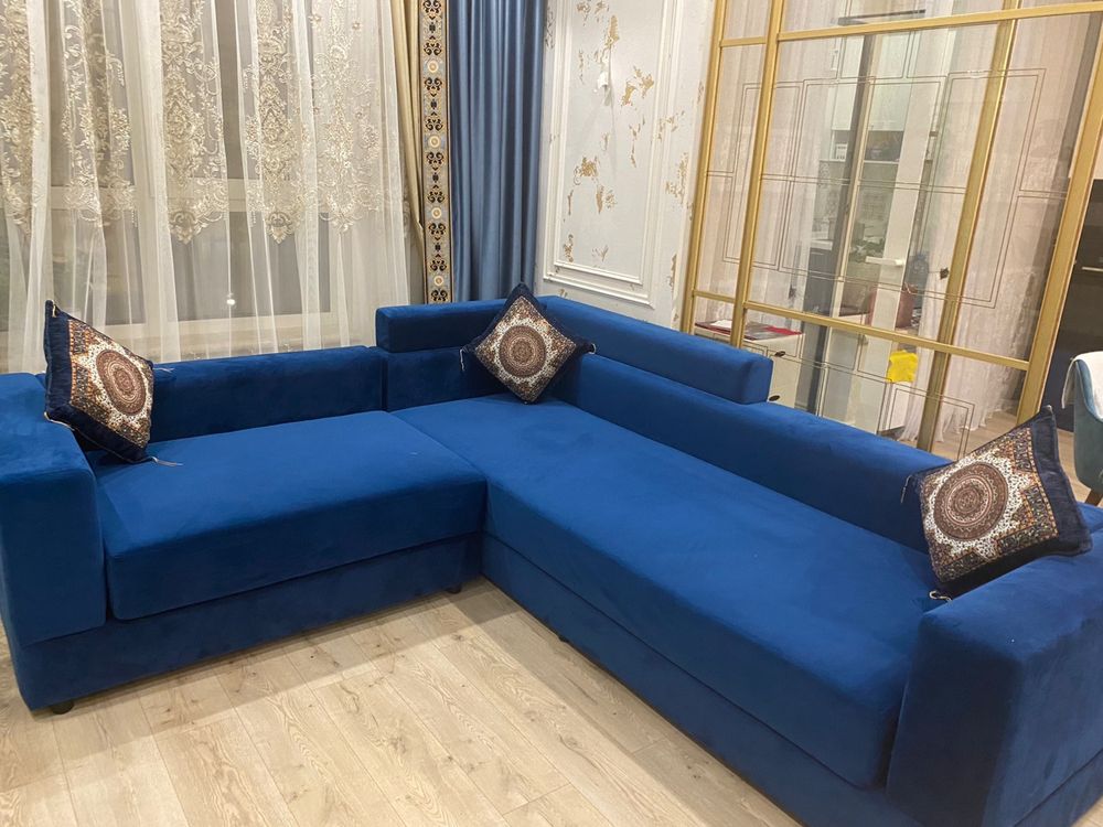 Продам большой диван
