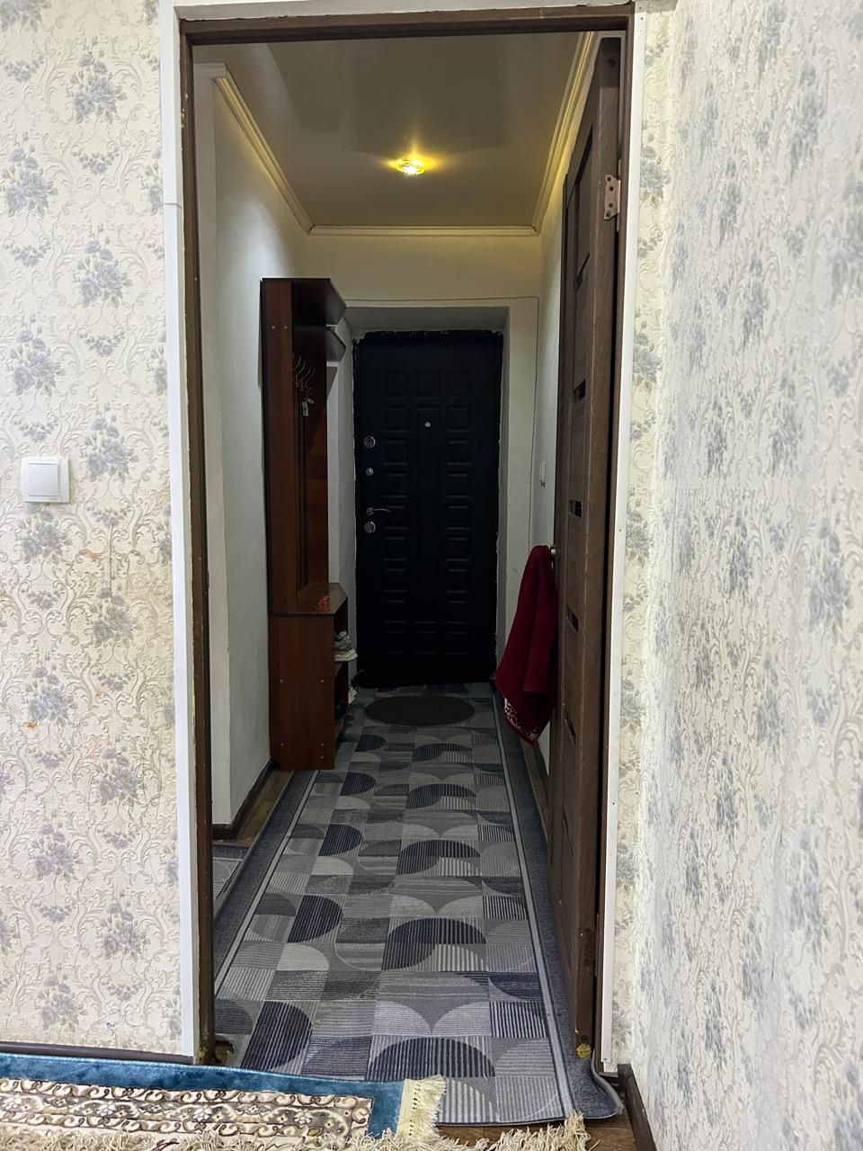 Текеліде 3бөлмелі квартира сатылады.