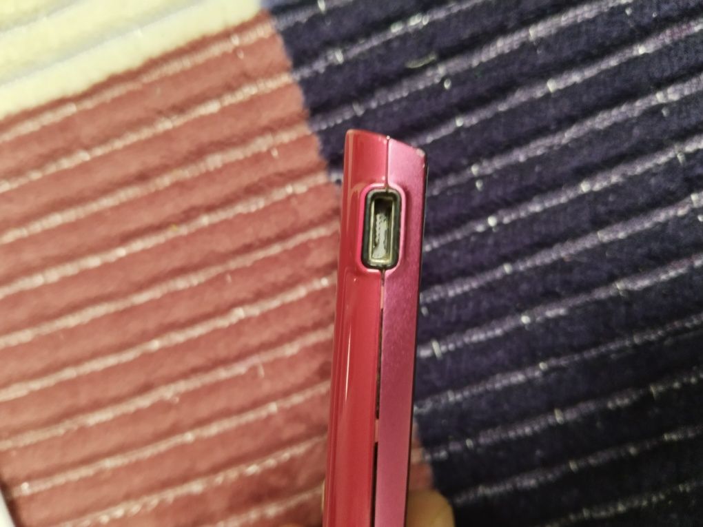Продам Sony Ericsson Xperia ray ST18i