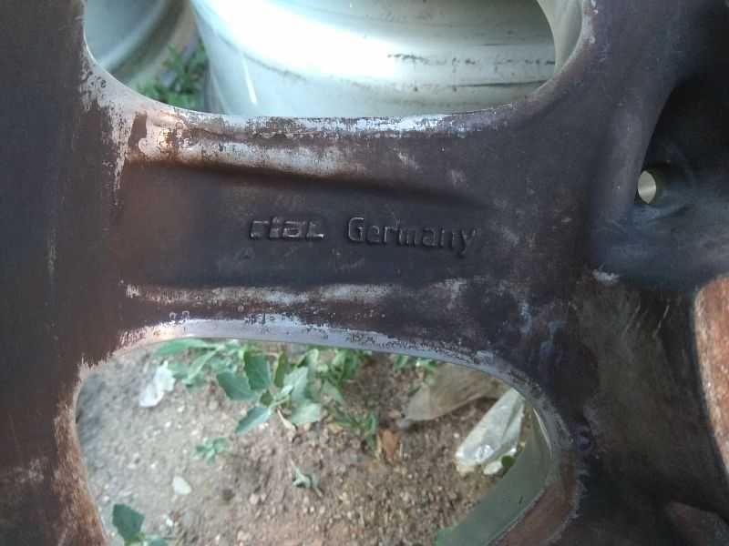 Продам оригинальные легкосплавные диски "Rial" на автомашину BMW 3
