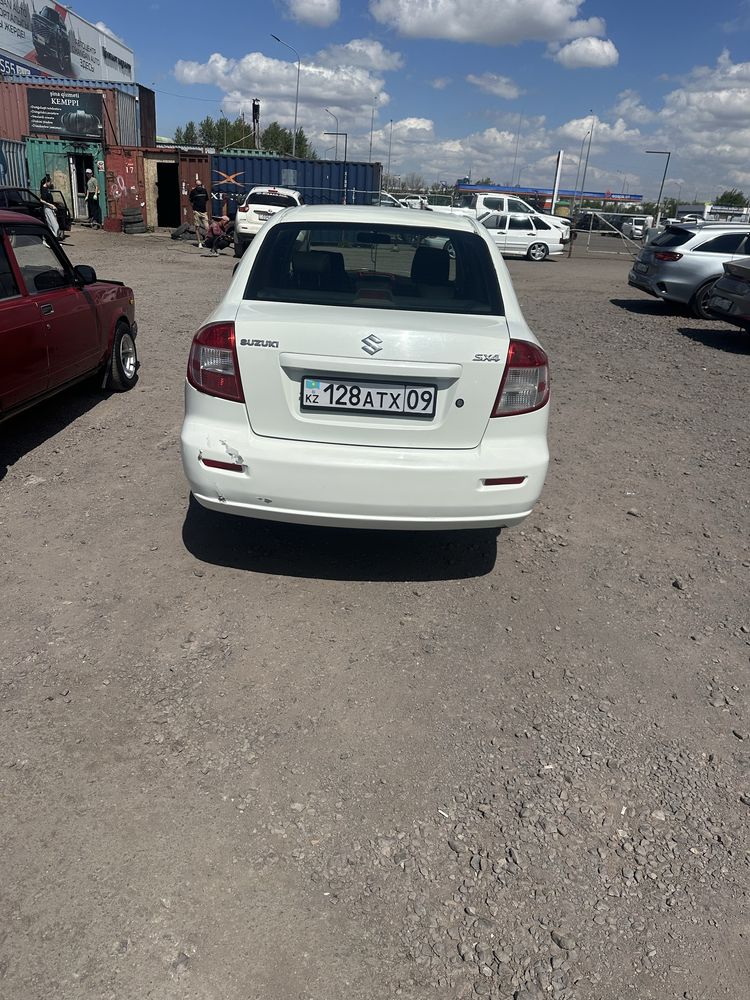 Сузуки xs4 автомашина