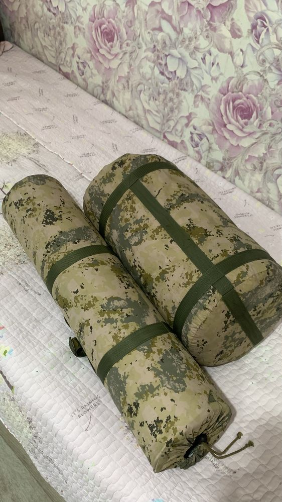 спальный мешок и каремат