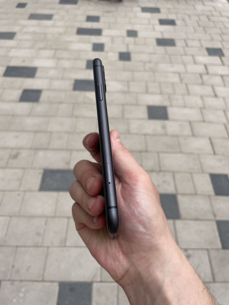 Iphone 11 gb 128 akb 74%