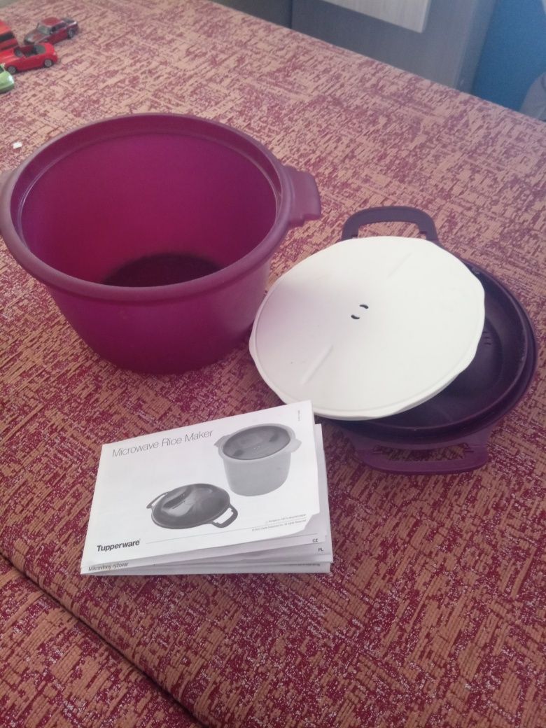 Рисоварка tupperware в хорошем состоянии б/у находится в центре
