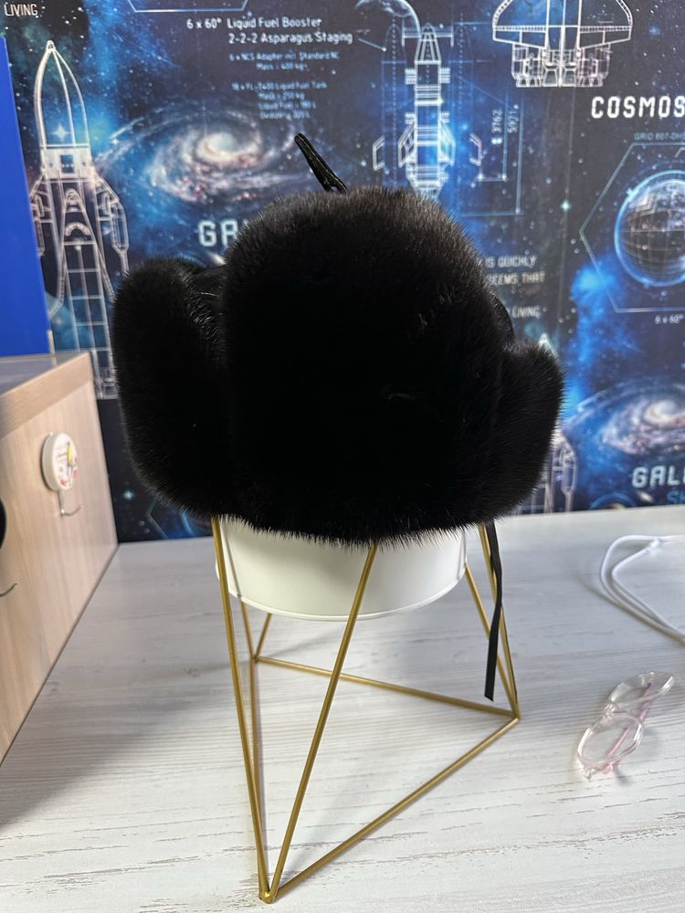 Продам норковую шапку