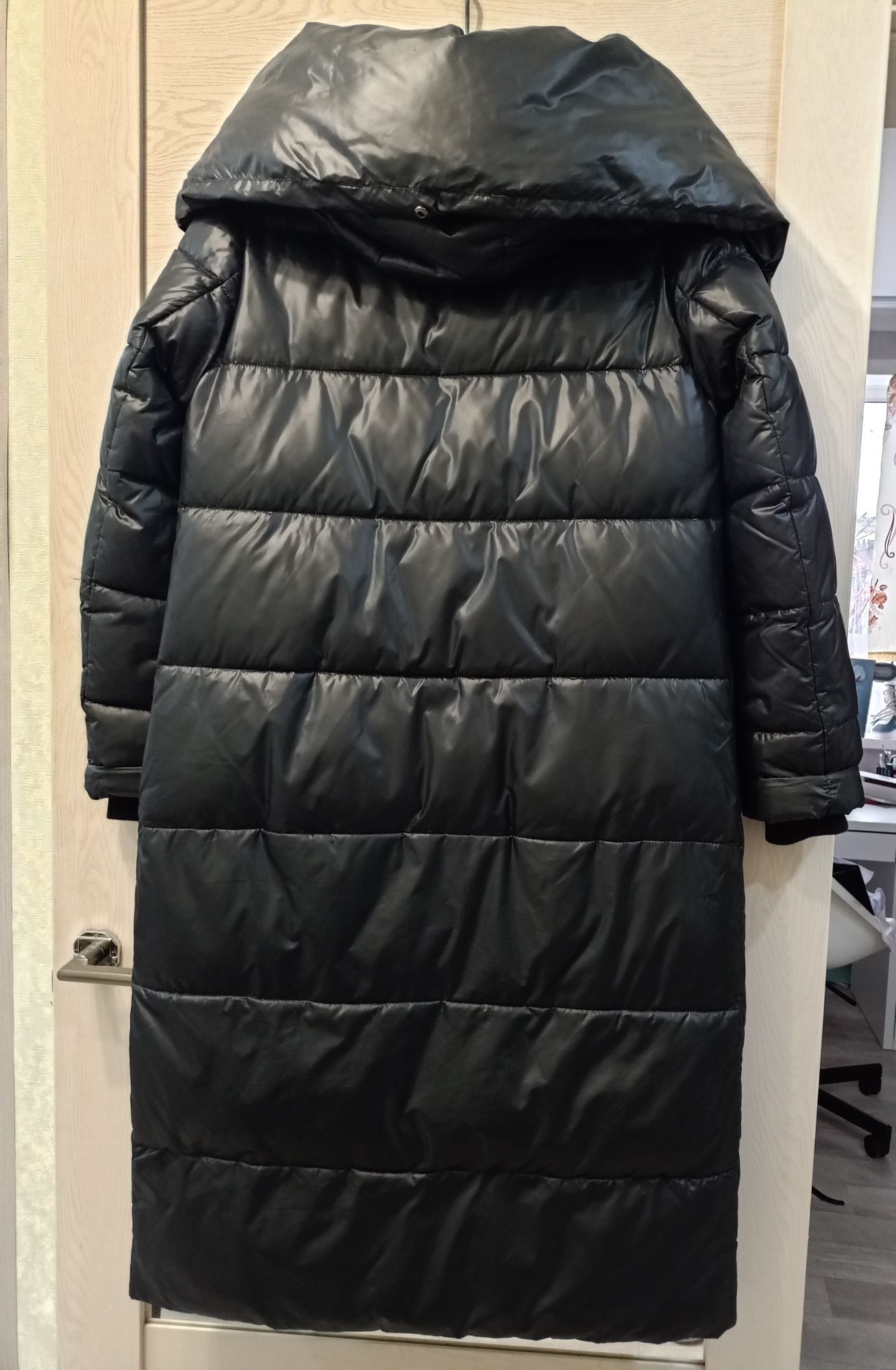 Продам зимнюю куртку