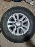 Диски с шинами зимние  285/65/17 для Toyota Land Cruiser Lexus