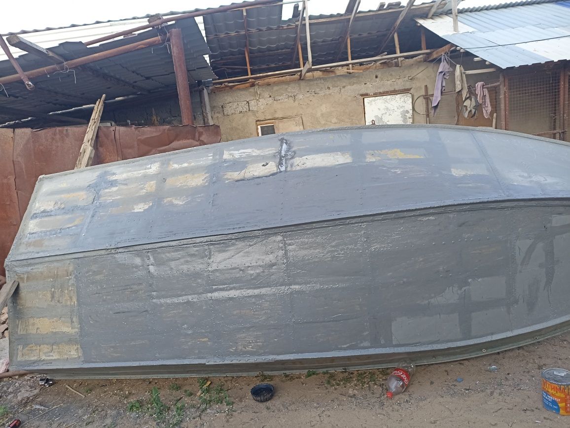 Срочно продам лодку