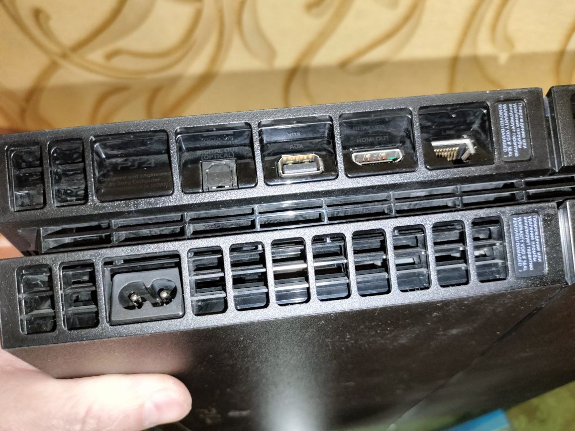 Sony play station 4