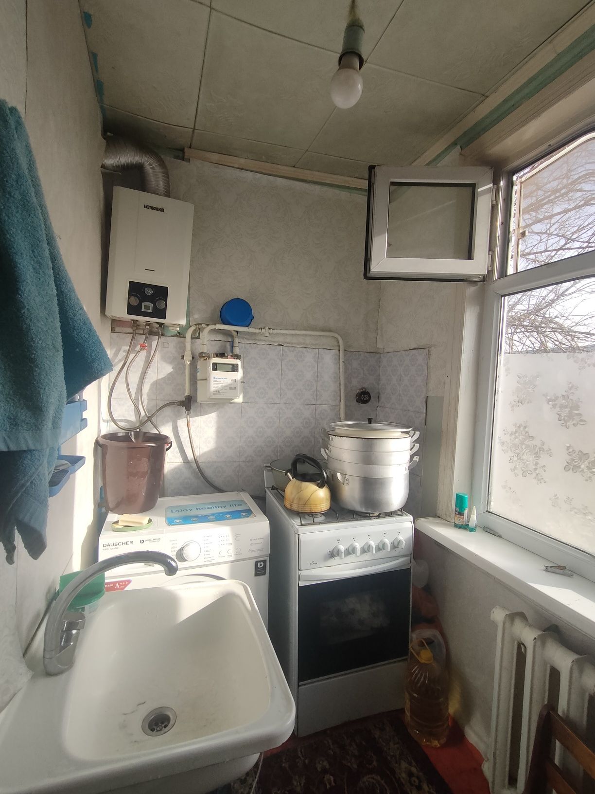 11мкр 3ком.кв с участком на улице