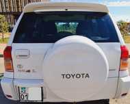Продам машину Rav4