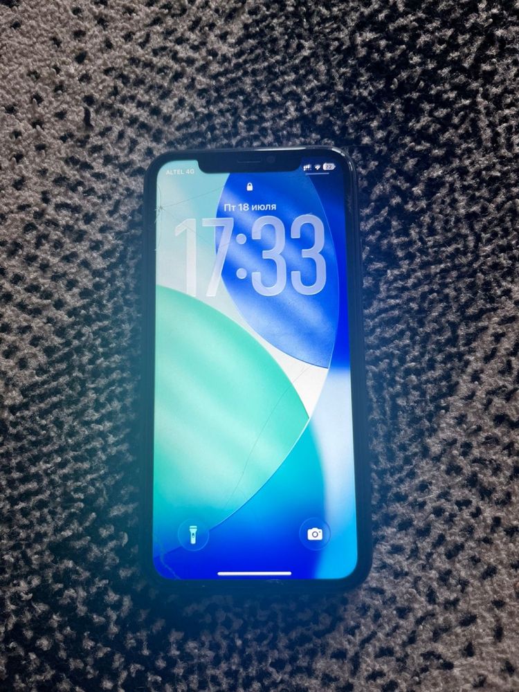 Продам Iphone 11 в идеальном состояние