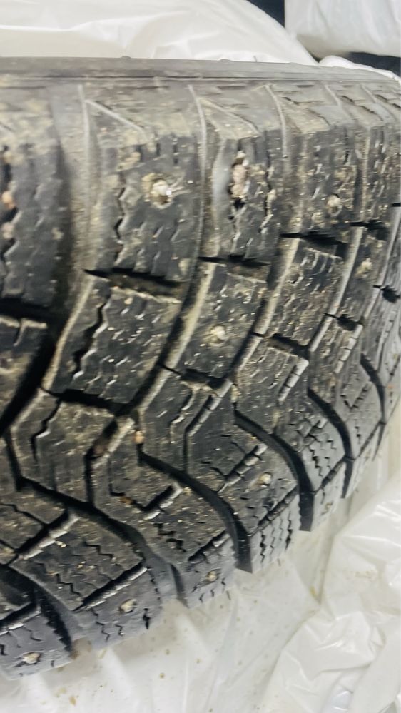 Продам Зимний резину Michelin
