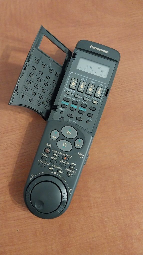 Panasonic NV-HS950 Hi-Fi S-VHS видеомагнитофон