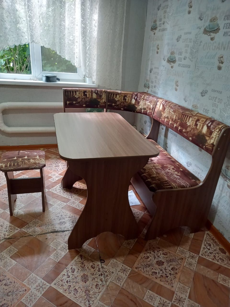 Продам обеденную зону