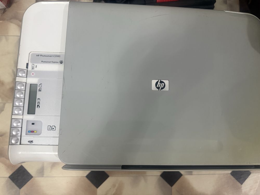 Продам принтер цветной струйный HP Photosmart C3183 Photosmart Express