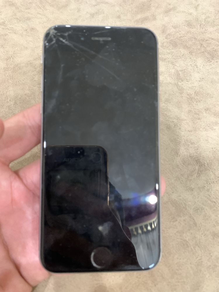 Продам iPhone 6S 32GB