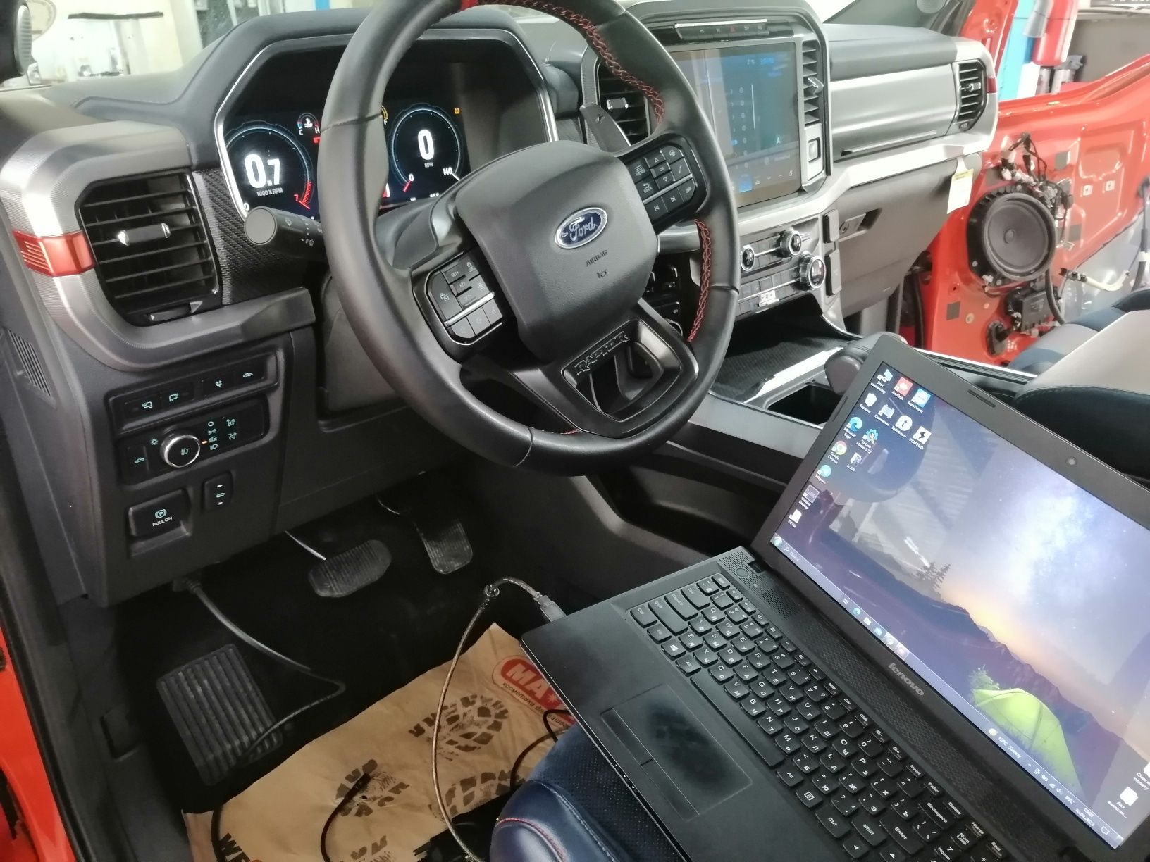 Русификация Ford RAPTOR и всех американских авто