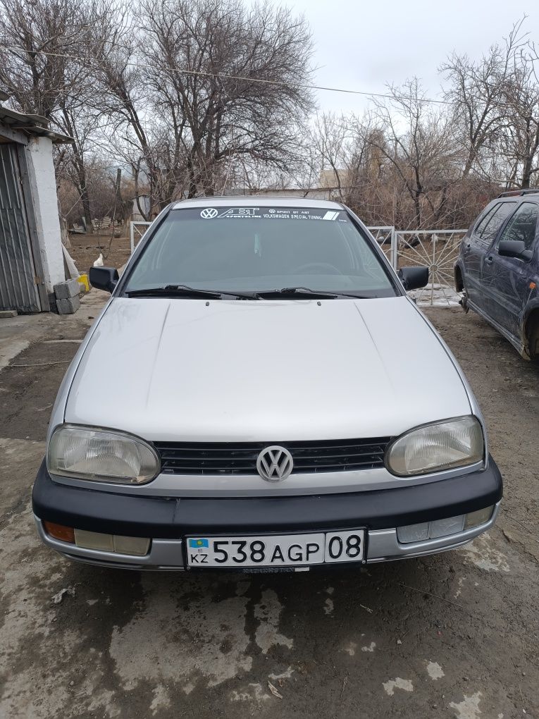 Продам машину на ходу