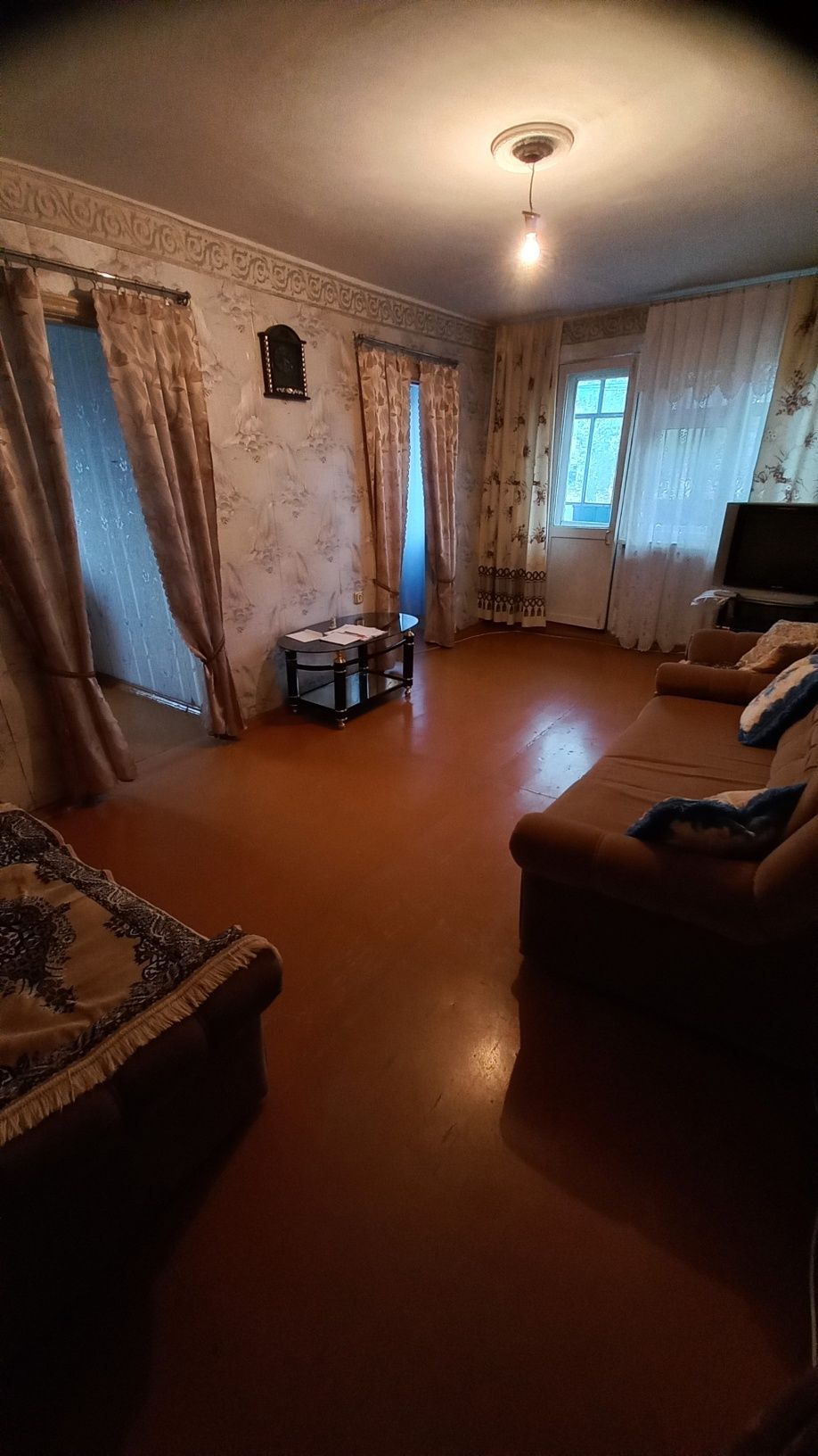 Квартиру, 60.7 кв.м. Центр