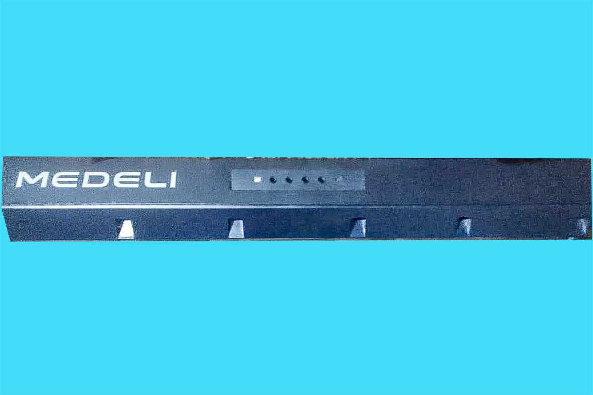 Продам cинтезатор "MEDELI - m 331"