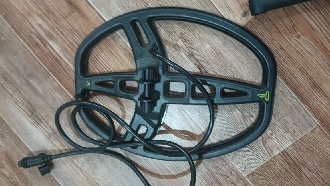Продам Металлоискатель TX-850