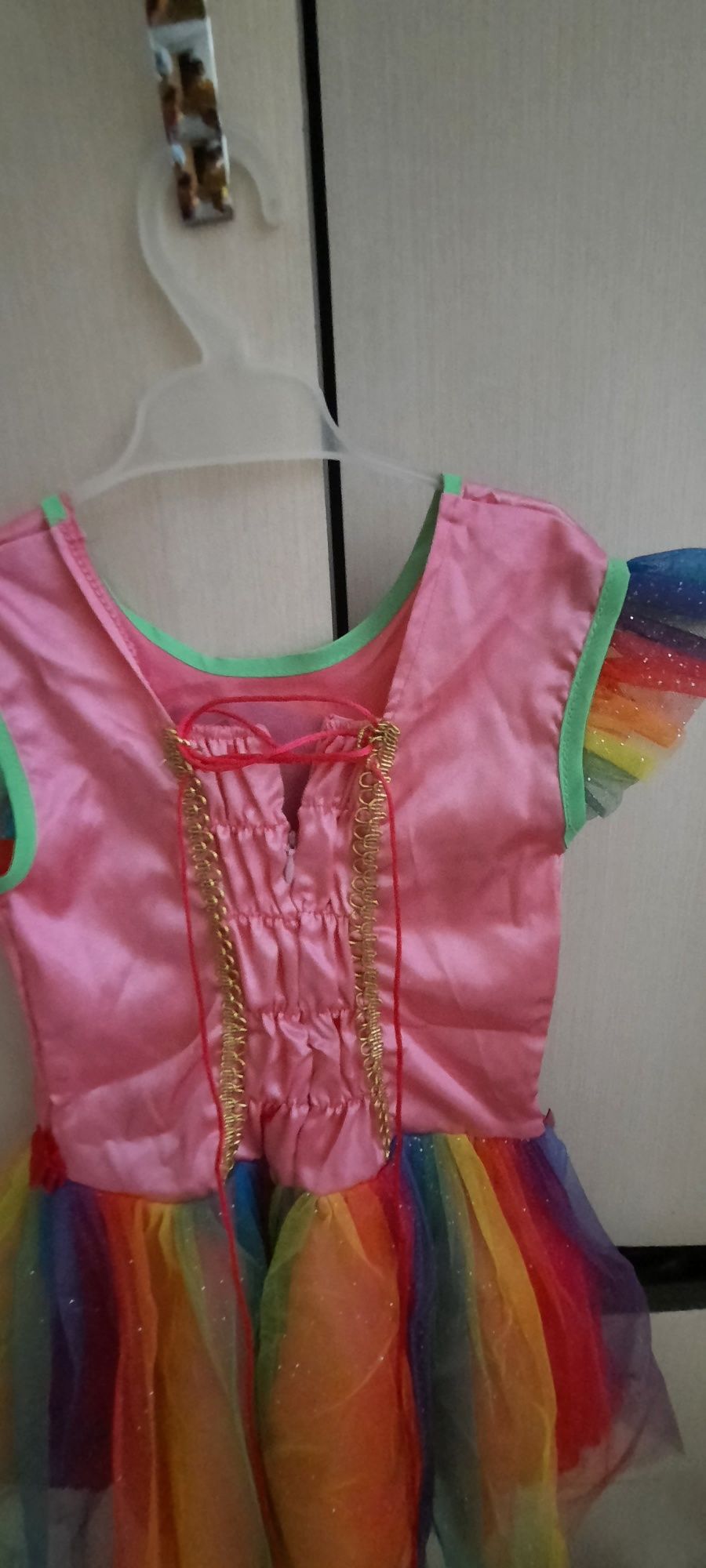 продам платье единорожка