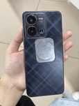 Продам смартфон Vivo Y35