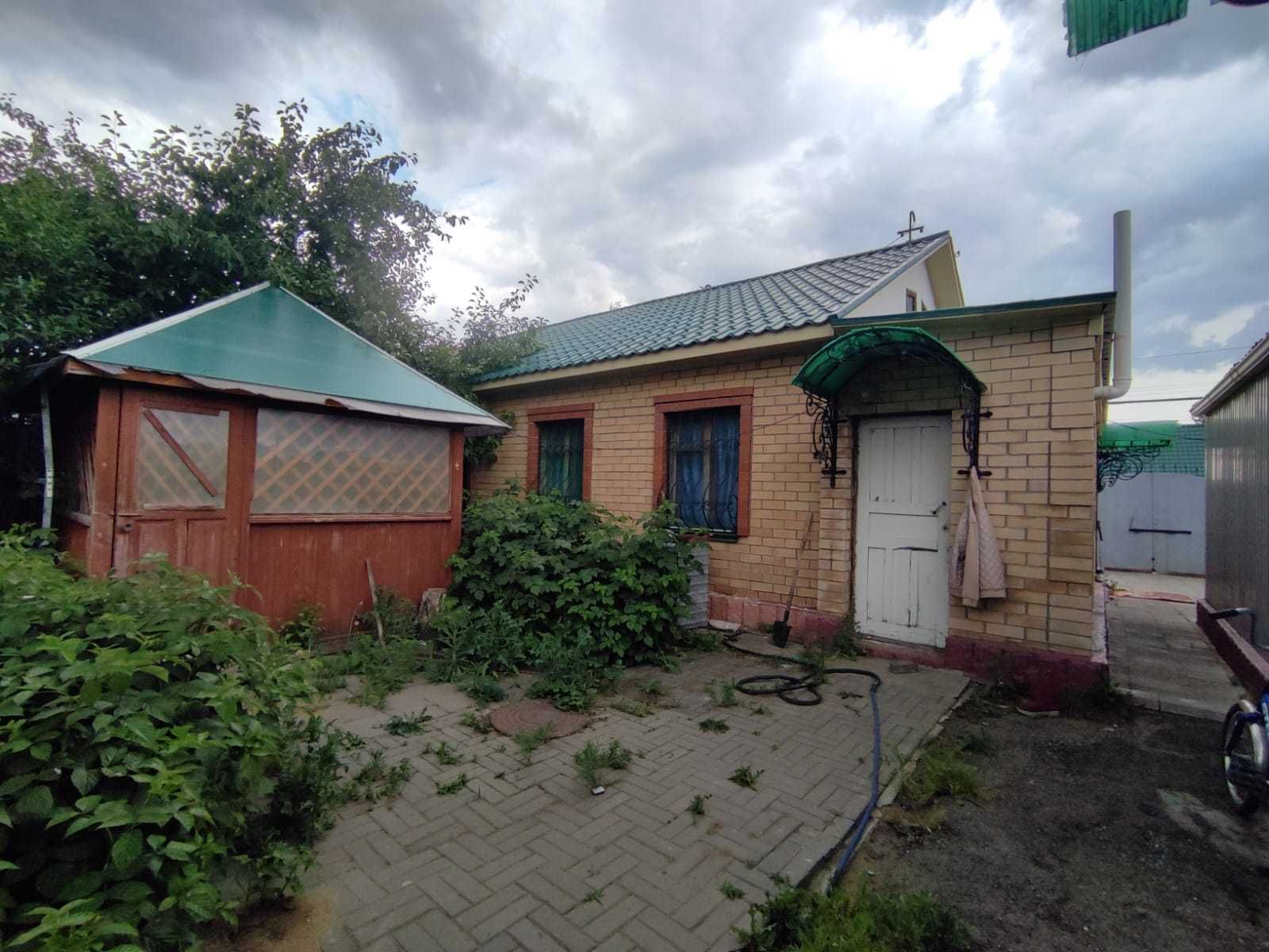 Продам 8 ком дом, район Софии!