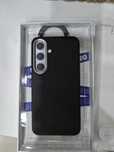 Оригинальный кожаный чехол на Samsung Galaxy S24