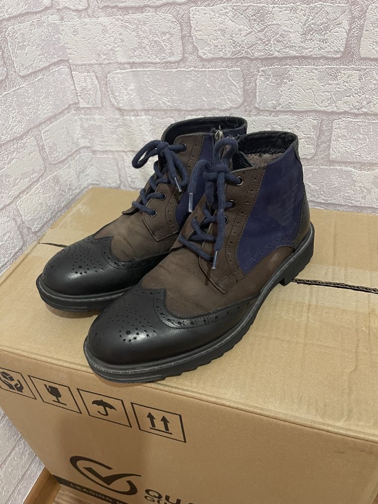 Продам обувь EMPORIO ARMANI 38 размер (большемерит)