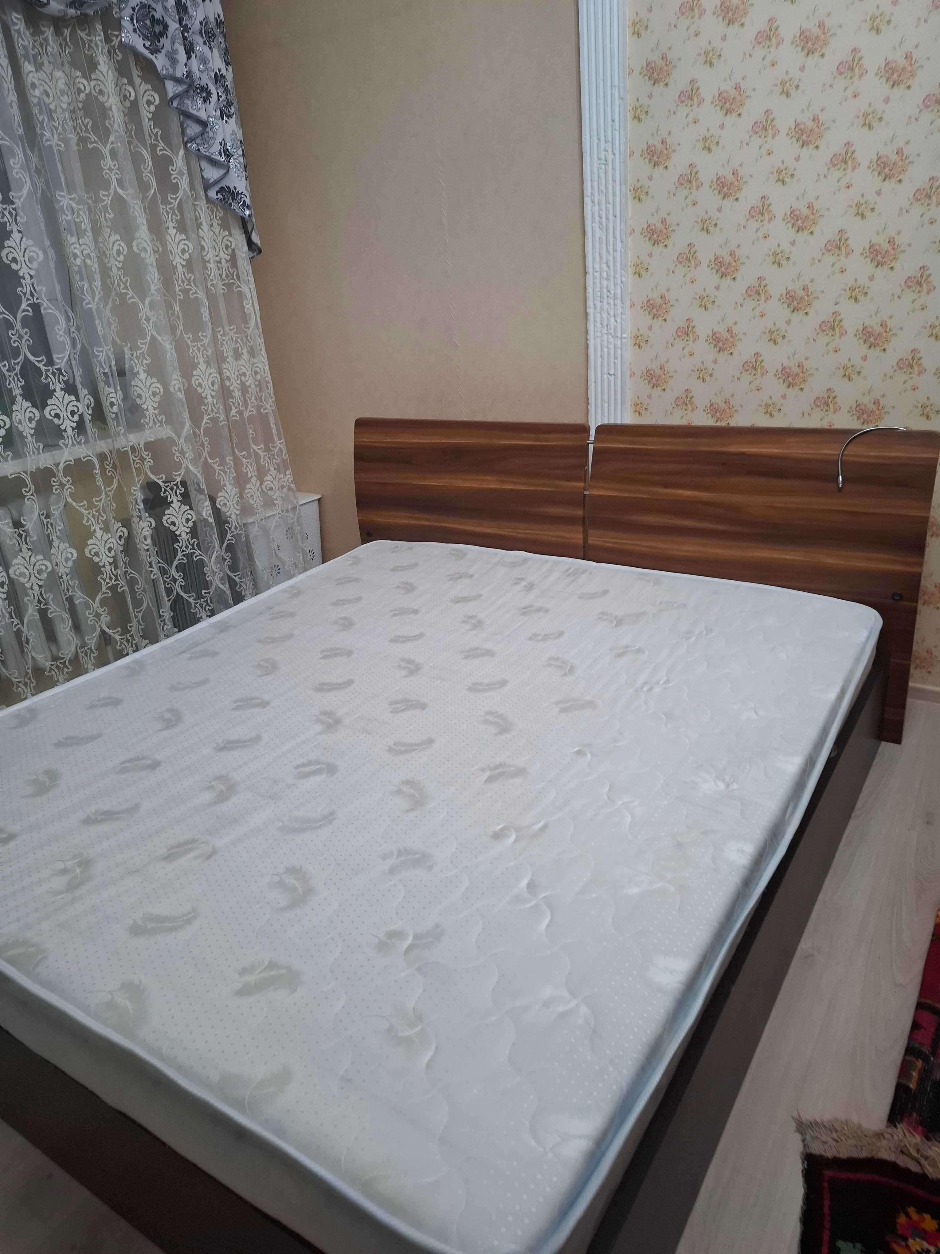 Двухспальный кровать белорусский с матрасом
