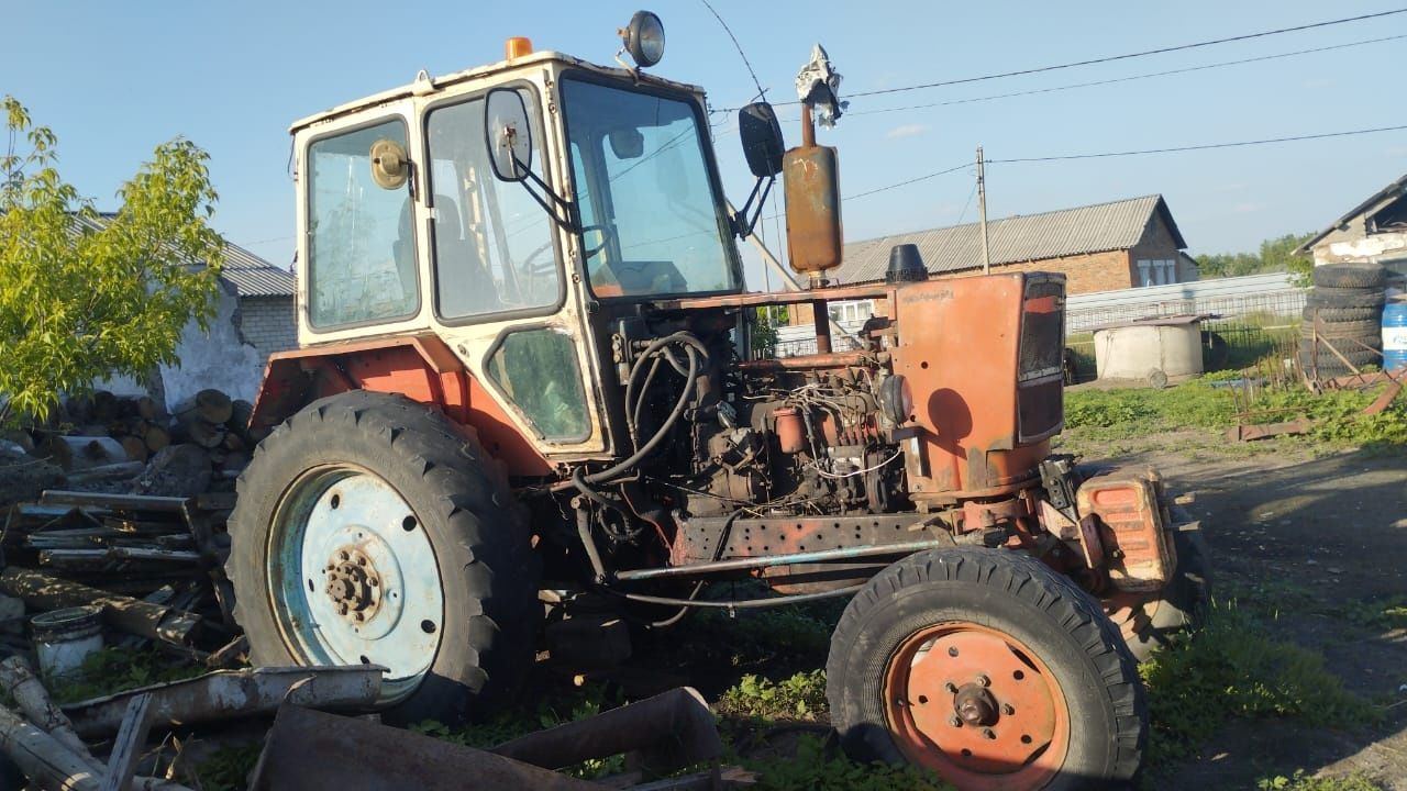 Продам два трактора