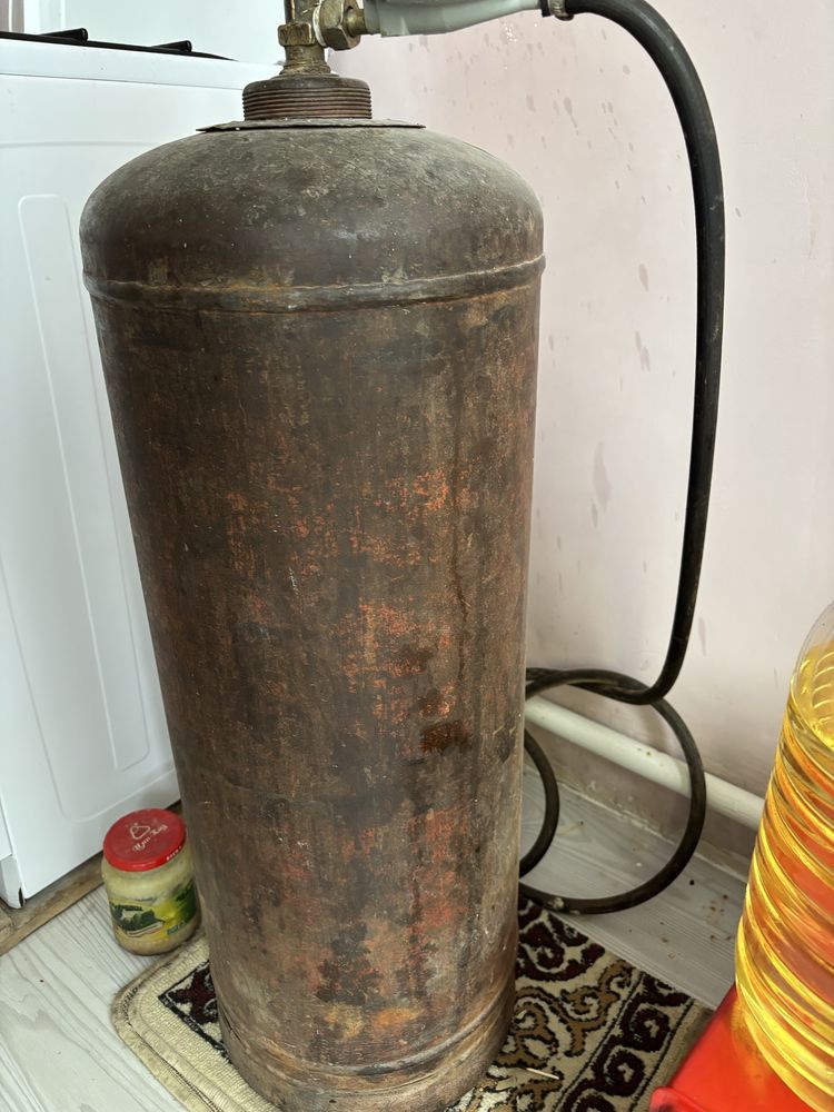 Продам газовые баллоны