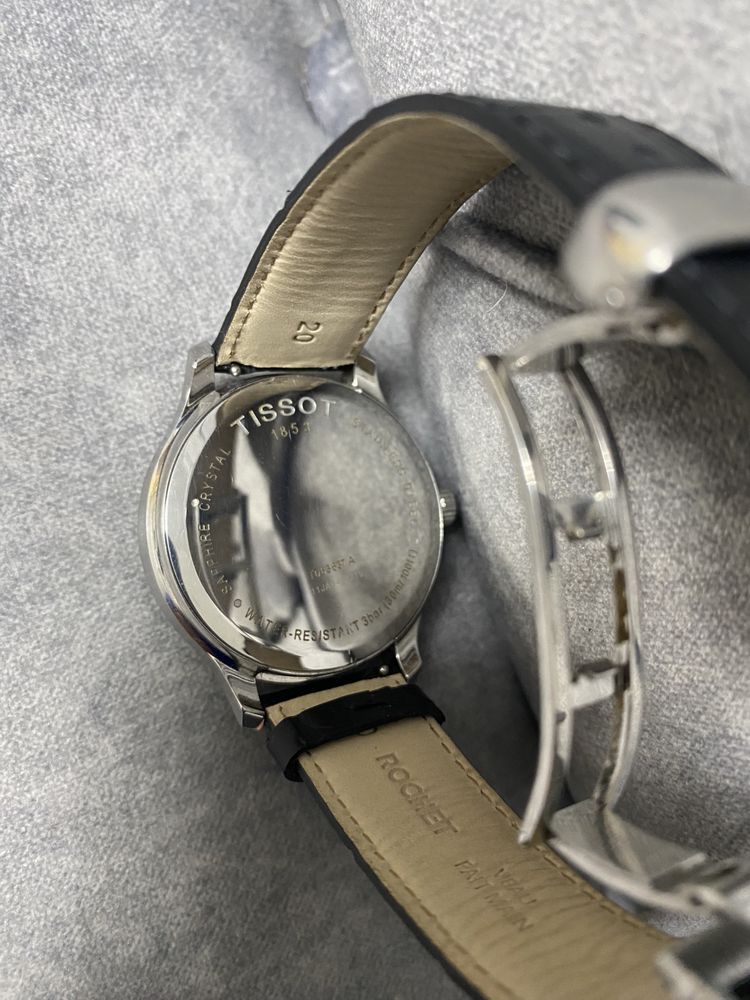 Срочно Tissot часы мужские