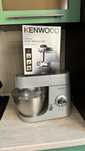Кухонный комбайн, планетарный миксер Kenwood Chef + мясорубка