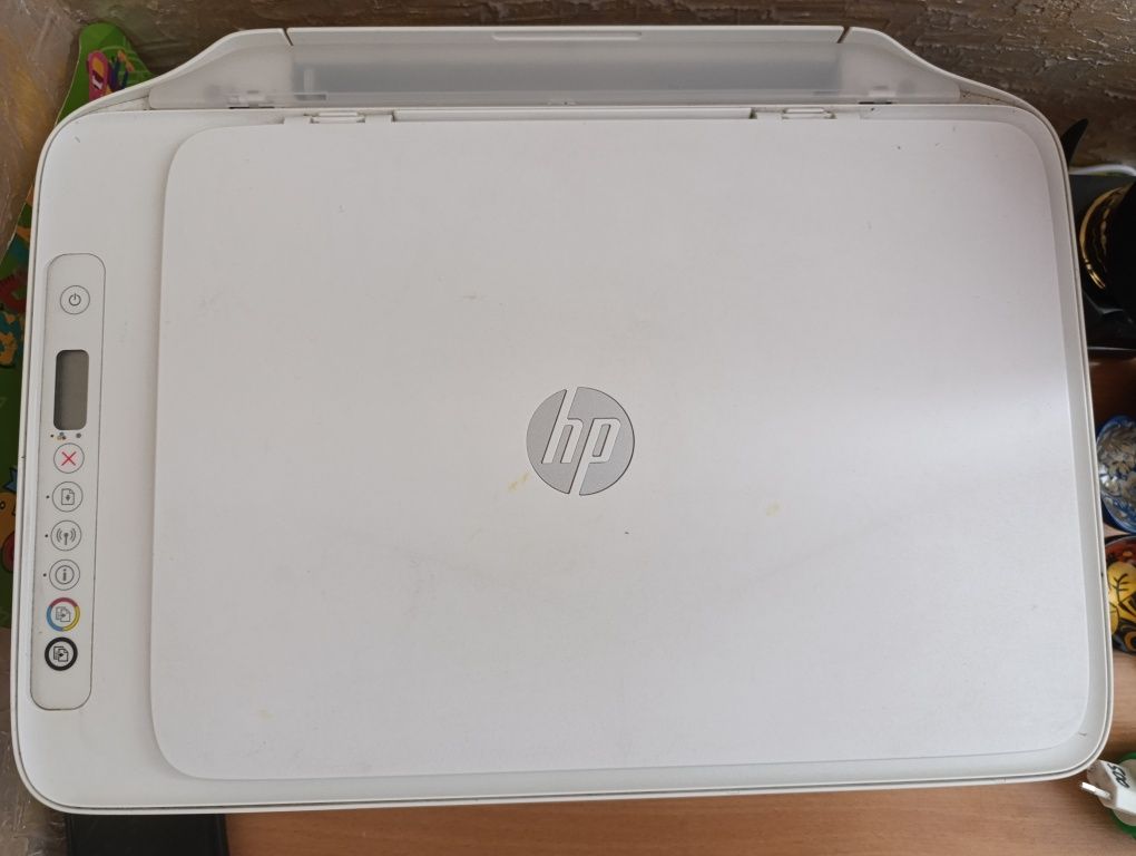 Продам принтер МФУ HP DeskJet 2320