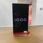 Б296 / Сотовый телефон VIVO IQOO Z9