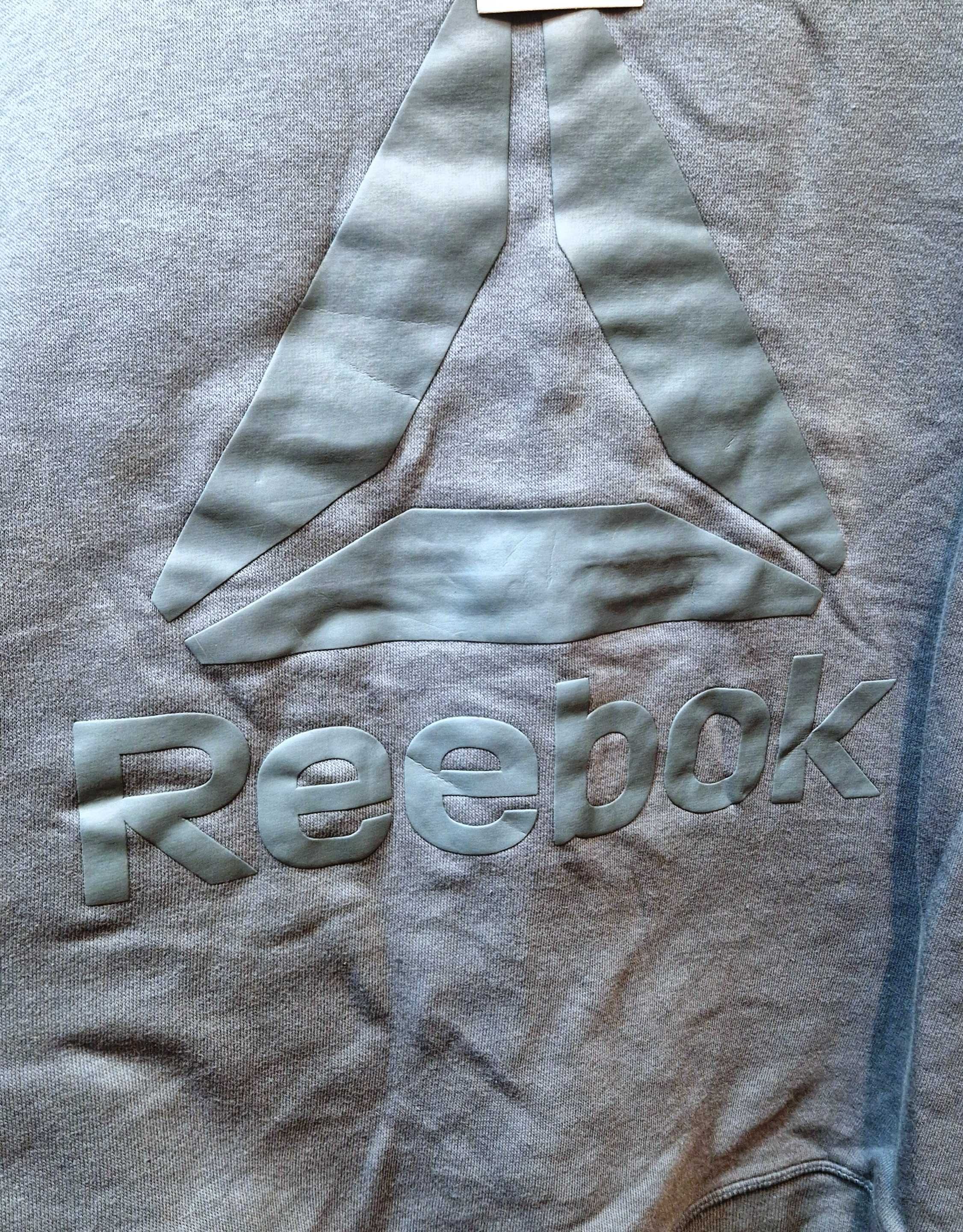 Продам новый свитшот Reebok