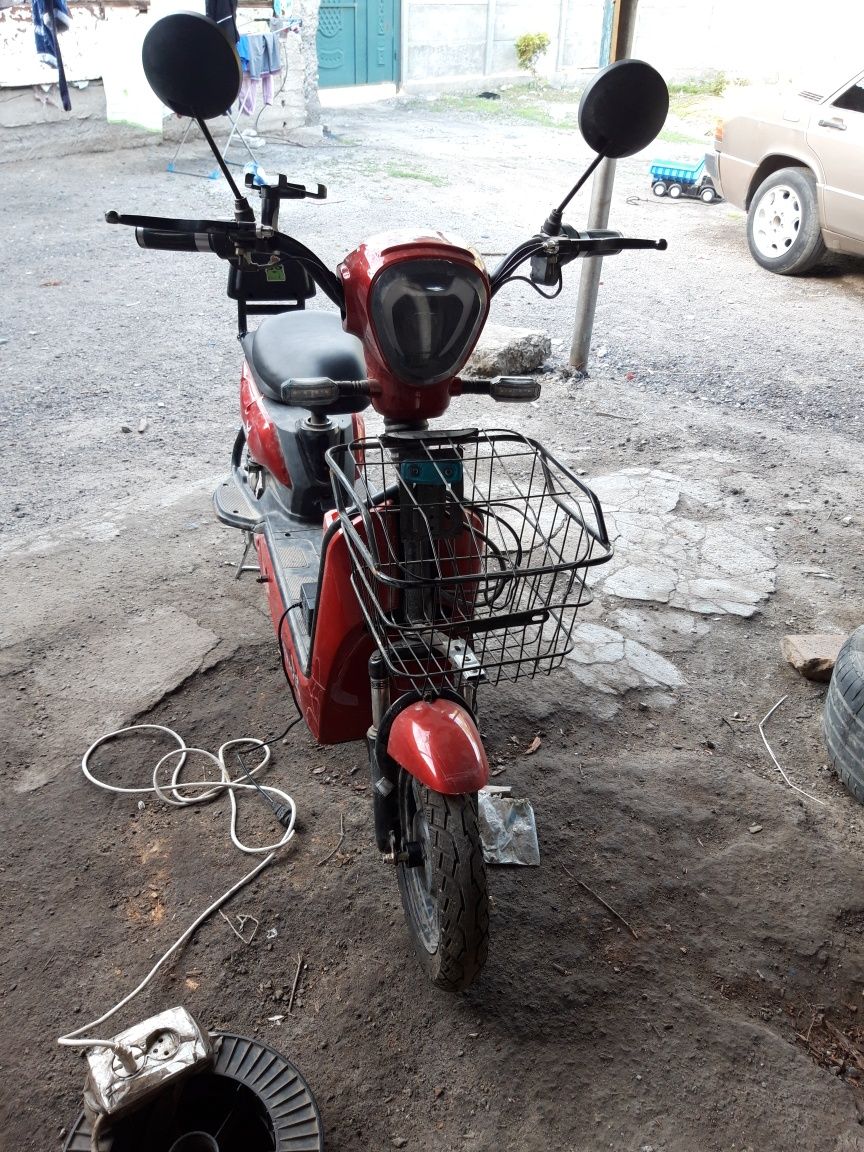 Продам электроскутер
