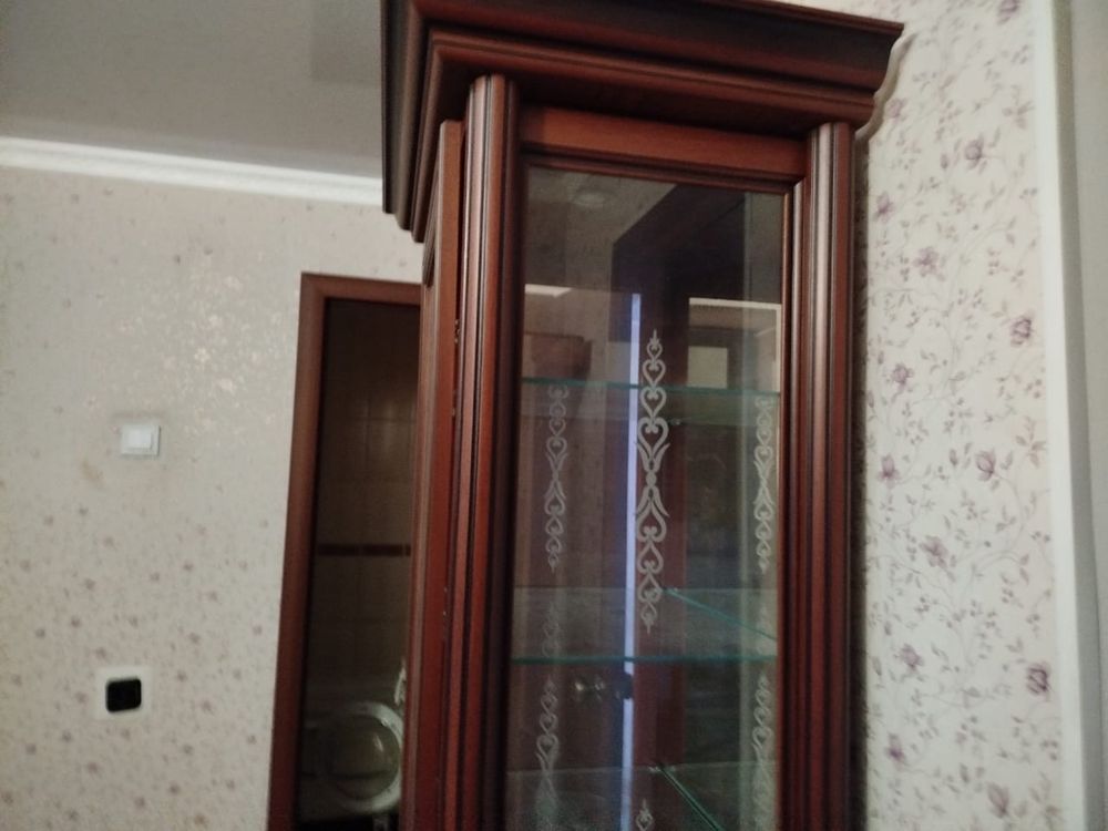 Продам серван для посуды цена 20000т торг есть